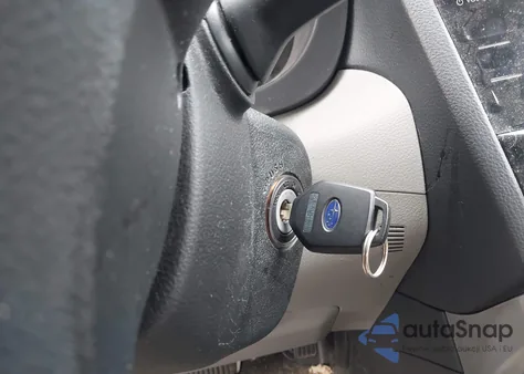 2016 Subaru Forester 2.5I Premium z USA, uszkodzony, nr VIN JF2SJADC1GH488775